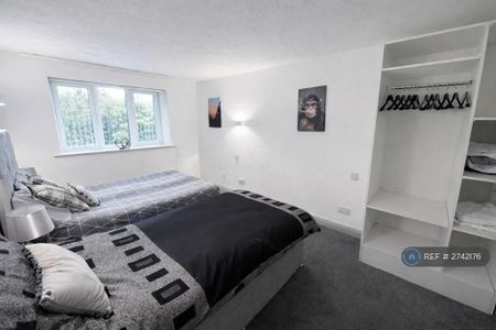 1 bedroom flat to rent - Photo 3