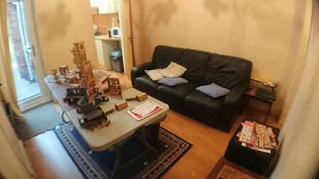 4 bedroom house to rent - Photo 2