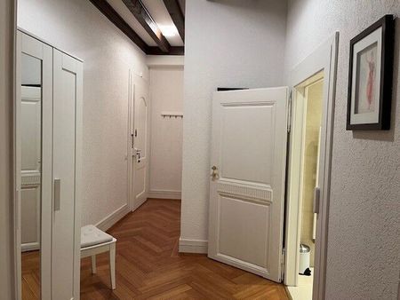 Beautiful furnished 3-room apartment in Carouge (Geneva) - Photo 4