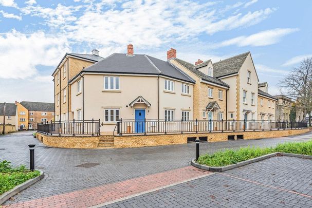 2 bedroom maisonette to rent - Photo 1