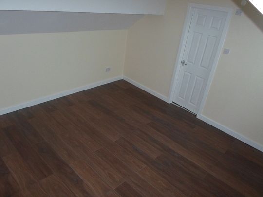 2 Roseneath Street, Leeds, LS12 - Photo 1