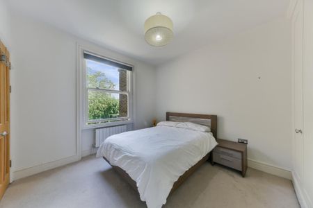 2 Bed Flat, Harcourt Terrace, SW10 - Photo 2