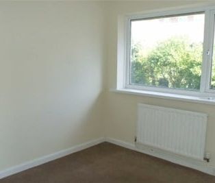 St Nicholas Court, Swansea, SA5 - Photo 3