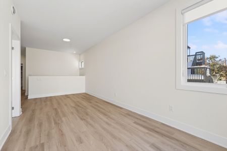 For Lease - 181 Columbus Avenue Unit# B, Overbrook - Castleheights and Area, Ontario - Photo 5