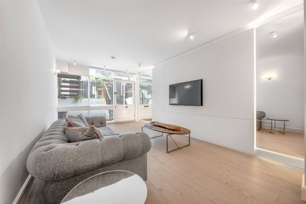 Bryanston Mews East, Marylebone, W1H flat to rent - Photo 1