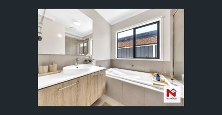 Masterpiece in Truganina!! Perfect location - Photo 3