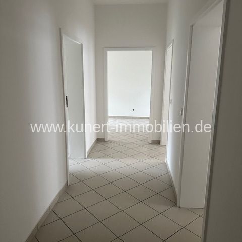 Hochwertig renovierte 3-Raum-Wohnung am halleschen Zoo, Bad mit Wanne und Dusche ... - Photo 1