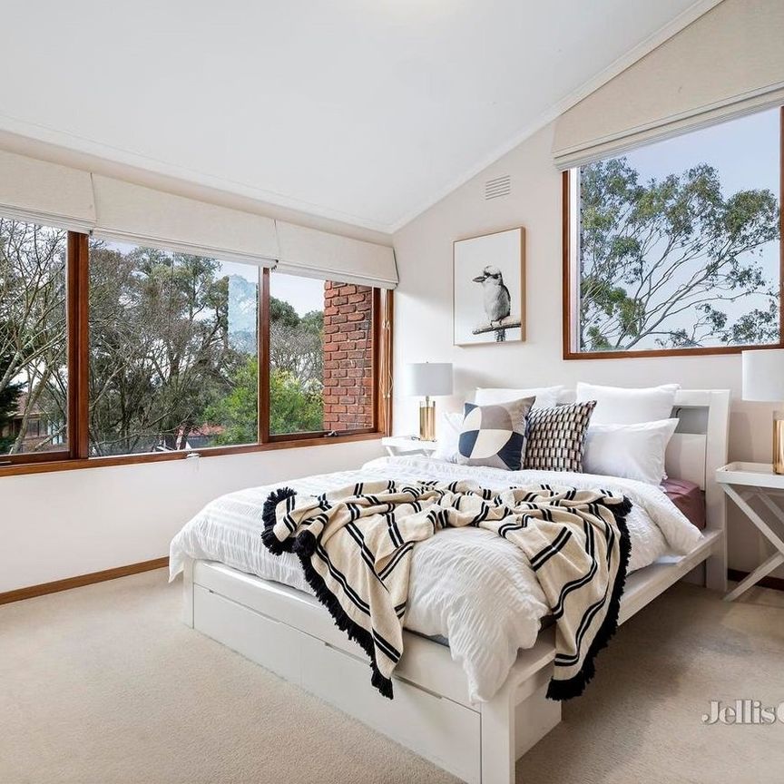 6 Streeton Lane, Doncaster East - Photo 1