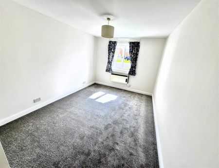 2 Bedroom Detached Available Arranging tenancy - Photo 4