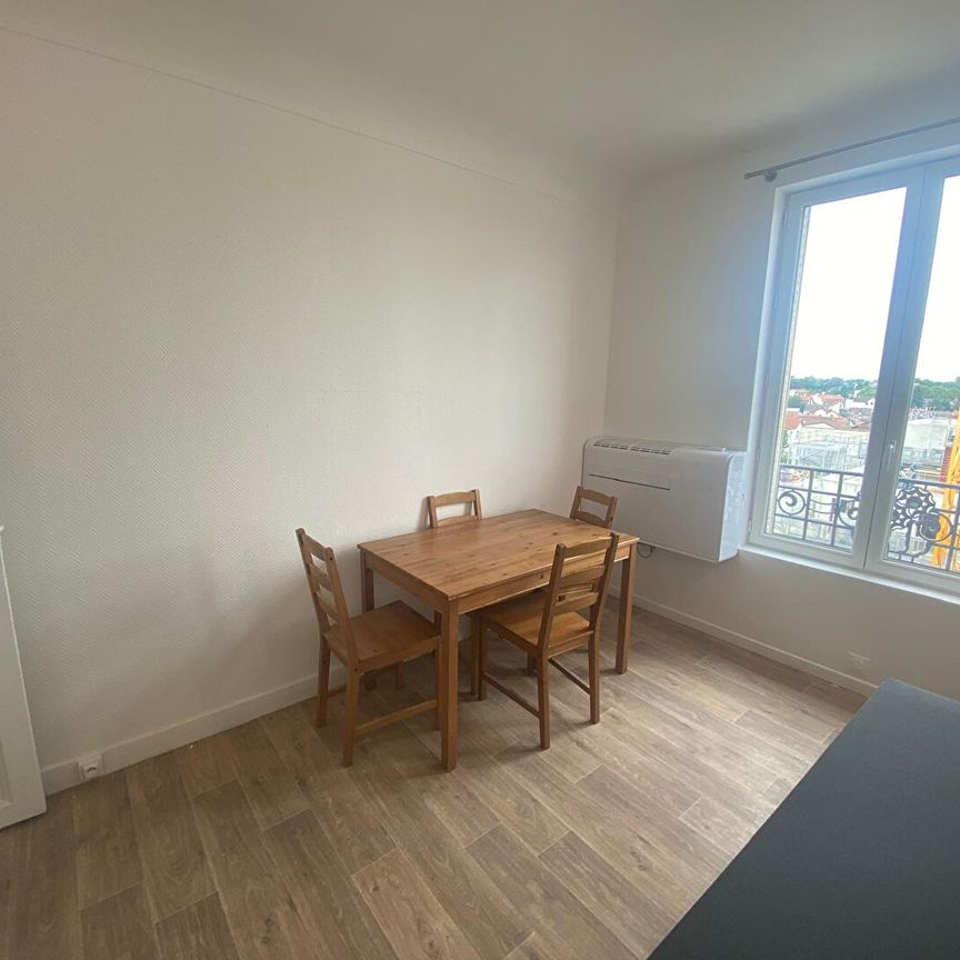 Location appartement 1 pièce, 18.50m², Le Bourget - Photo 1