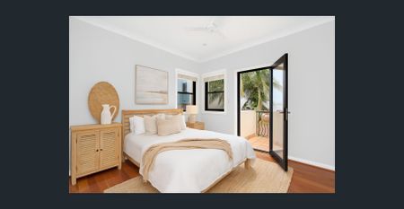 Two Bed Townhouse with Large Courtyard - Photo 2