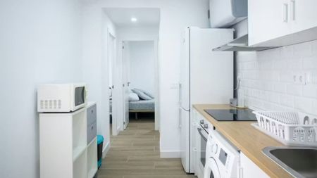 Carrer Luis Lamarca, Valencia, Valencian Community 46018 - Photo 2