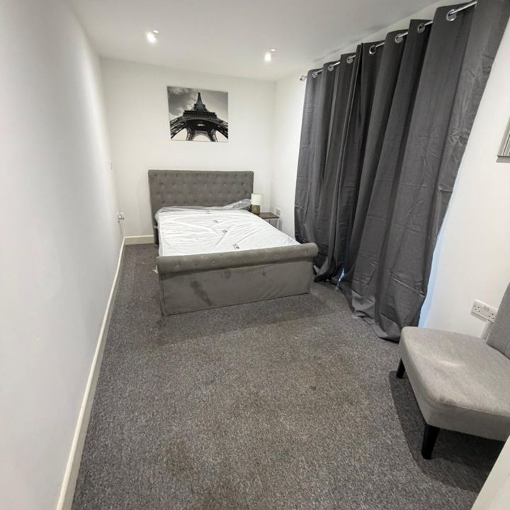 Room in a Shared House, Old Kent Road, SE15 - Photo 1