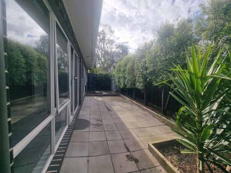 Modern 3-Bedroom Home in the Heart of Seaford - Photo 3