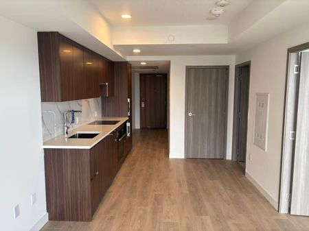 For Lease - 1 Concord Cityplace Way Unit# 3908, Toronto, Ontario - Photo 4