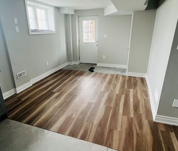 For Lease - 1808 Castlepoint Drive Unit# Basement, Oshawa, Ontario - Photo 6