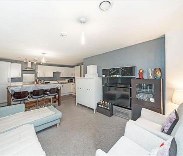 2 bedroom flat to rent - Photo 5