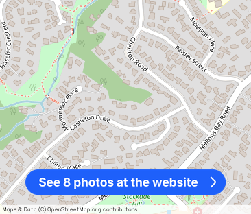 Charming cottage overlooks beautiful bushland - Photo 1