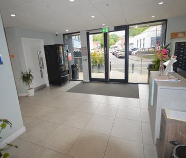 1 Bedroom Apartment To Let - Photo 2