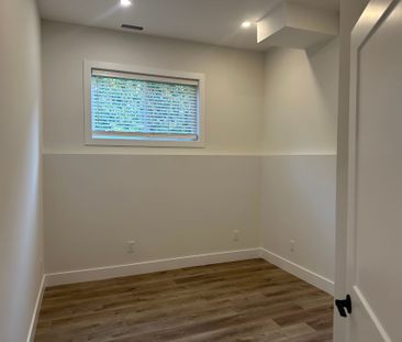 For Lease - 49 Alexander Boulevard Unit# Bsmt, Georgina, Ontario - Photo 2