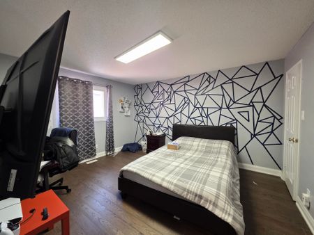 For Lease - 48 Fanshawe Drive, Richmond Hill, Ontario - Photo 3