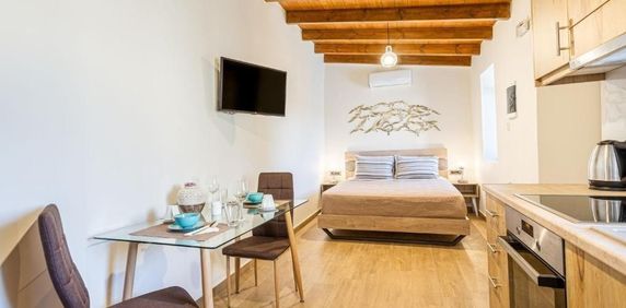 Studio/Γκαρσονιέρα για ενοικίαση Κέντρο (Κολυμβάρι) - Photo 2