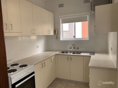 WALK TO STATION AND LOCAL TOWN CENTRE - Photo 5