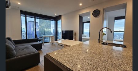 WINDOWS IN EACH BEDROOM, FURNISHED, FLEXIBLE TERM - Photo 3