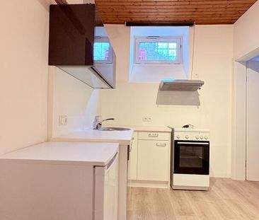 Sanierte 2 Zimmerwohnung mit Garten und KFZ-Abstellplatz - Photo 3