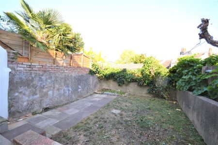 1 bedroom terraced house to rent - Photo 5