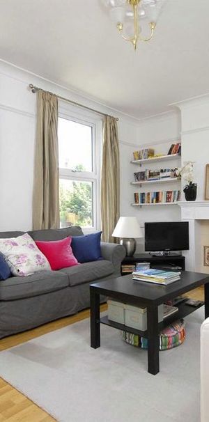 1 bedroom flat to rent - Photo 1