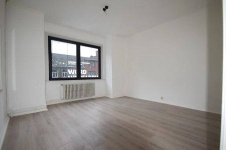 Ruime woning nabij Sint-Amandsplein, 3 slaapkamers - Photo 3