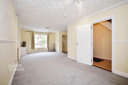 3 bedroom terraced house to rent - Photo 3