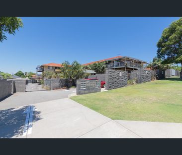 Unit 11/42 Kinsella St, Joondanna, WA 6060 - Photo 4