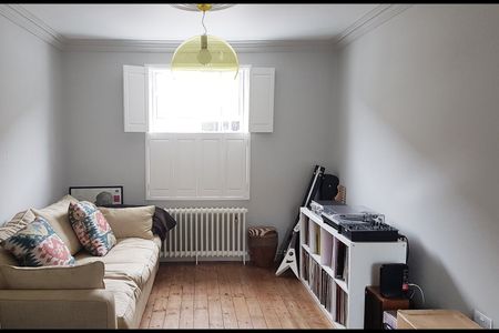 3 Bed Terraced House, Tower Hamlets Road, E7 - Photo 3