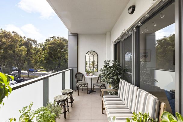 213/43 High Street, Glen Iris - Photo 1