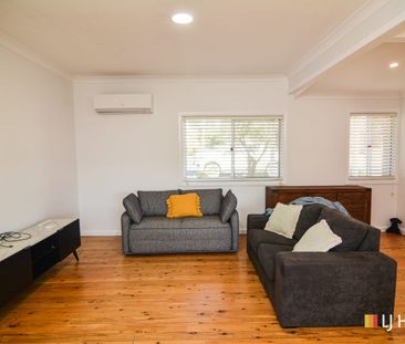 IMMACULATE FAMILY HOME - Photo 1