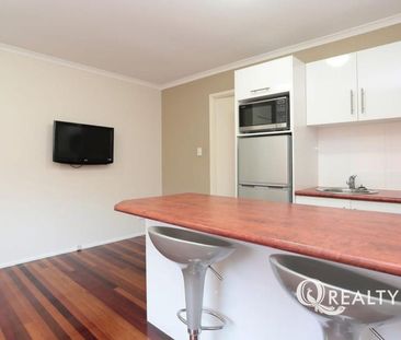 Self Contained Unit Looking for Long Term Tenants! - Photo 5