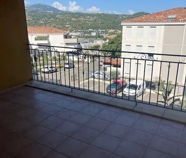 Location Appartement - Grasse - Photo 6