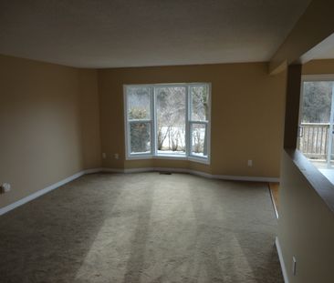 6 Valeriote Pl, Guelph - Photo 1