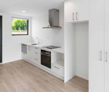 Modern new build townhouse! - Photo 1