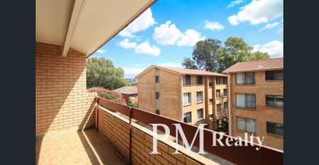 Perfectly Renovated 2 Bedroom Apartment in the heart of MASCOT - Photo 4