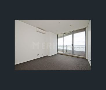 Spacious Apartment in Premium Southport Location - Photo 3