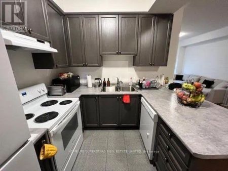 221 VIVANT STREET - Photo 4