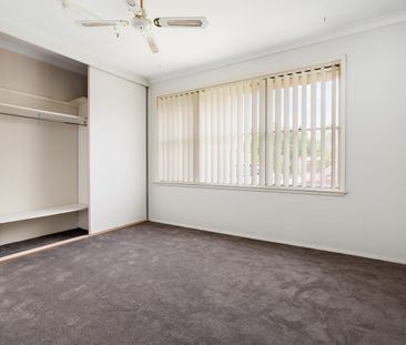 AFFORDABLE & CONVENIENTLY LOCATED - Photo 3