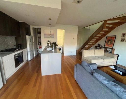 Altona North - Photo 1