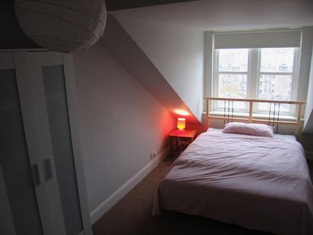 4 bedroom flat to rent - Photo 3