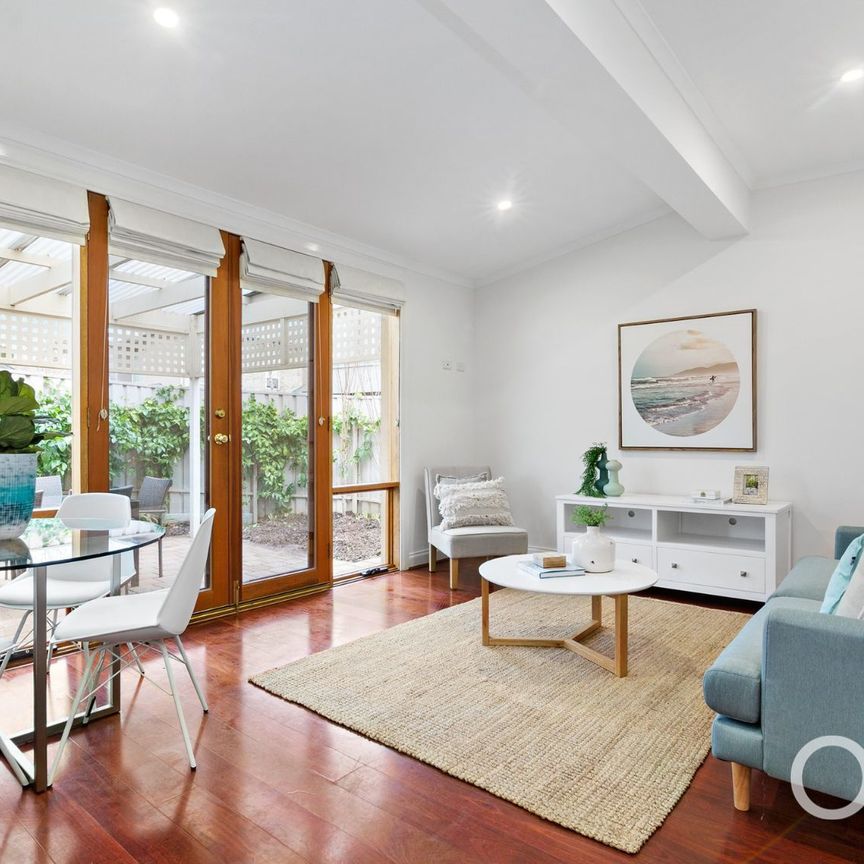 Open the Door to Timeless Charm and Modern Comfort in the Heart of Highgate - Photo 1