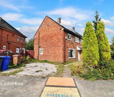 3 bedroom semi-detached house to rent - Photo 3
