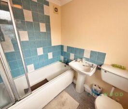 2 BEDROOM House - Semi-Detached - Photo 4